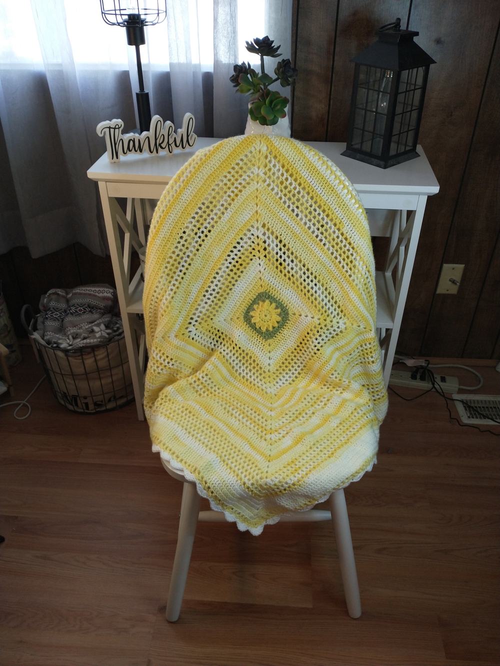 New Hand Crocheted Baby Girl Blanket with a Flower Center